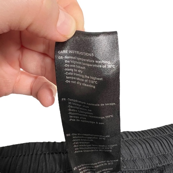 Santic Black Men’s Padded Elastic Waist Nylon Bicycle Cycling Shorts - Picture 14 of 15